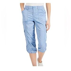 Tommy Hilfiger Capri Cargo Pants Size 4 Pastel
Sky Blue